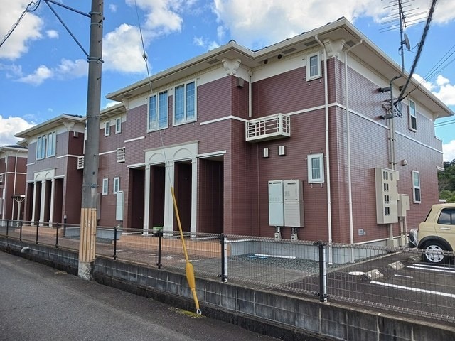 敷地内にゴミステーションがあり便利です♪