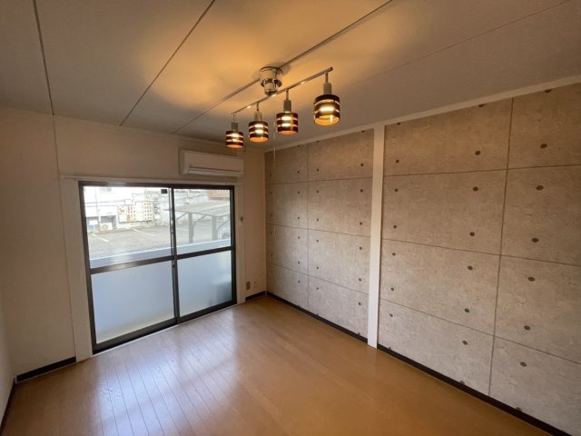 インターネット込み！エアコン・照明付き☆
