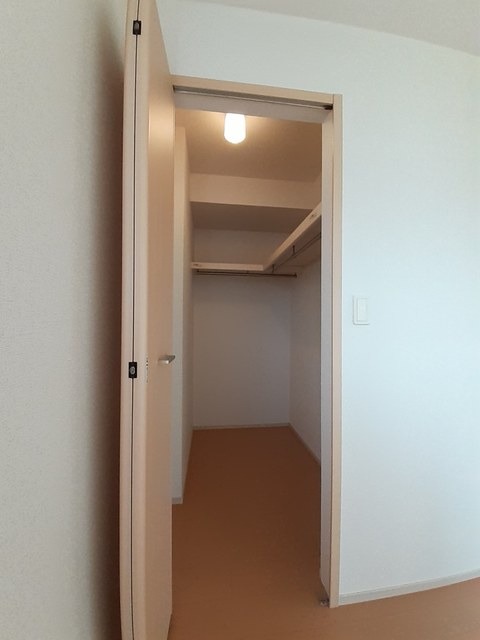 ウォークインクローゼットあります！！