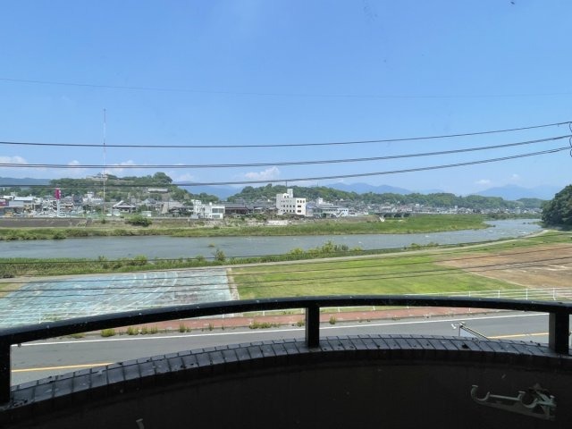 河川敷も近く眺望良好☆